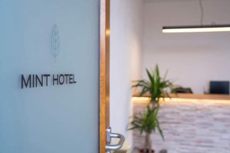 Mint Hotel 프리즈렌 외부 사진