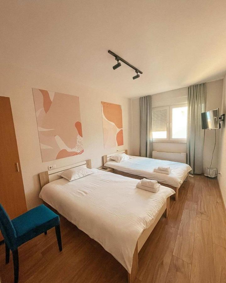 Mint Hotel 프리즈렌 외부 사진